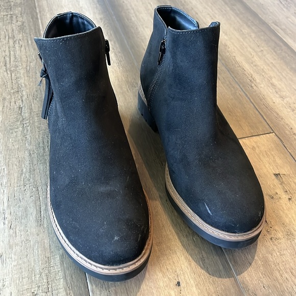 Esprit Black suede booties - Picture 2 of 8